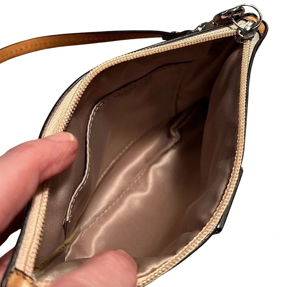 Coach Leather Fabric Floral Wristlet bag Zip close Satin lined